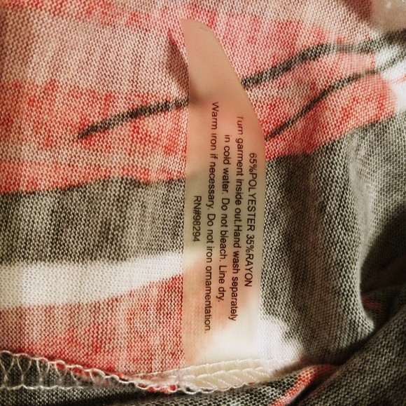 Nice Top - Picture 3 of 3